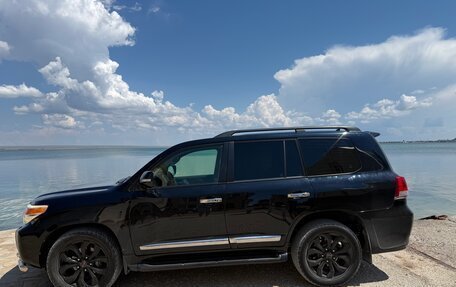 Toyota Land Cruiser 200, 2013 год, 4 200 000 рублей, 10 фотография