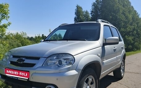 Chevrolet Niva I рестайлинг, 2012 год, 545 000 рублей, 2 фотография