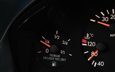 Mercedes-Benz SL-Класс, 1990 год, 4 799 000 рублей, 18 фотография