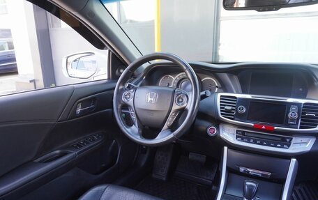 Honda Accord IX рестайлинг, 2013 год, 1 350 000 рублей, 13 фотография