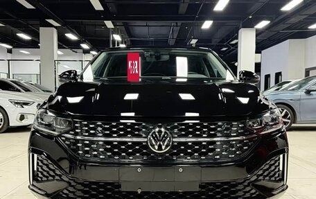 Volkswagen Lavida, 2023 год, 1 611 000 рублей, 2 фотография