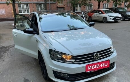 Volkswagen Polo VI (EU Market), 2020 год, 1 450 000 рублей, 1 фотография