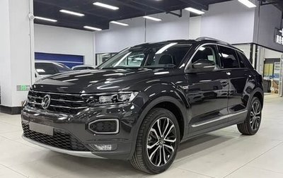 Volkswagen T-Roc I, 2023 год, 1 978 000 рублей, 1 фотография
