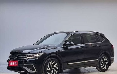 Volkswagen Tiguan II, 2023 год, 2 753 000 рублей, 1 фотография