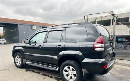 Toyota Land Cruiser Prado 120 рестайлинг, 2006 год, 1 850 000 рублей, 3 фотография