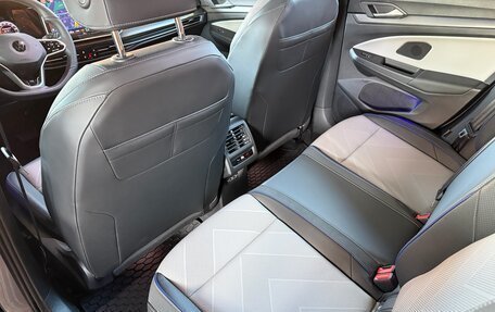 Volkswagen Golf VIII, 2025 год, 3 600 000 рублей, 12 фотография