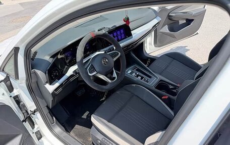 Volkswagen Golf VIII, 2023 год, 1 709 000 рублей, 5 фотография