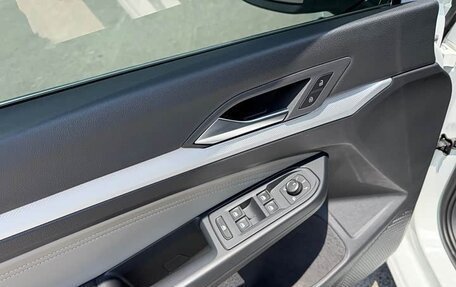 Volkswagen Golf VIII, 2023 год, 1 709 000 рублей, 11 фотография
