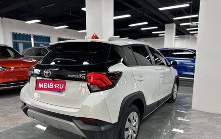 Toyota Yaris XP150 рестайлинг, 2022 год, 1 328 000 рублей, 5 фотография