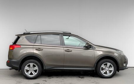 Toyota RAV4, 2014 год, 1 885 000 рублей, 4 фотография
