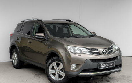 Toyota RAV4, 2014 год, 1 885 000 рублей, 3 фотография