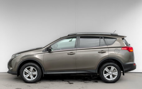 Toyota RAV4, 2014 год, 1 885 000 рублей, 8 фотография