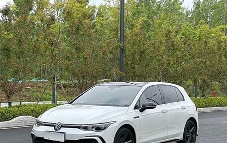 Volkswagen Golf VIII, 2023 год, 2 176 000 рублей, 1 фотография