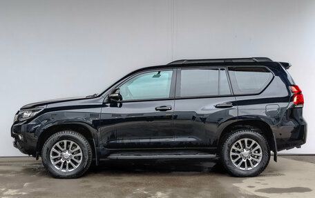 Toyota Land Cruiser Prado 150 рестайлинг 2, 2021 год, 6 250 000 рублей, 8 фотография