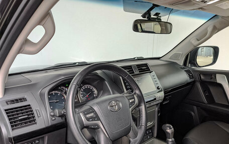 Toyota Land Cruiser Prado 150 рестайлинг 2, 2021 год, 6 250 000 рублей, 15 фотография