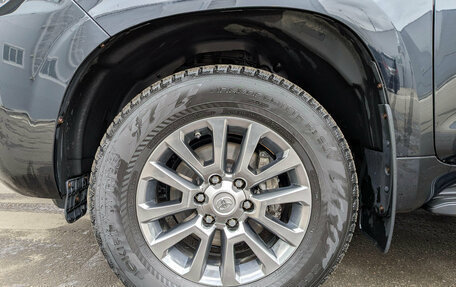 Toyota Land Cruiser Prado 150 рестайлинг 2, 2021 год, 6 250 000 рублей, 12 фотография