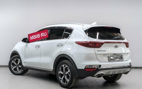 KIA Sportage IV рестайлинг, 2020 год, 2 390 000 рублей, 7 фотография