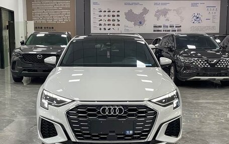 Audi A3, 2023 год, 2 240 000 рублей, 2 фотография