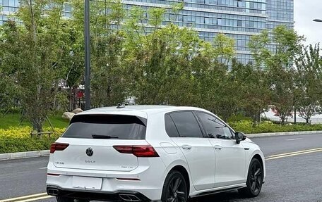 Volkswagen Golf VIII, 2023 год, 2 176 000 рублей, 4 фотография
