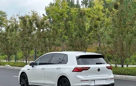 Volkswagen Golf VIII, 2023 год, 2 176 000 рублей, 6 фотография