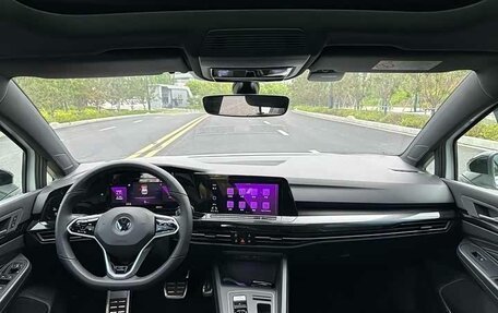 Volkswagen Golf VIII, 2023 год, 2 176 000 рублей, 8 фотография