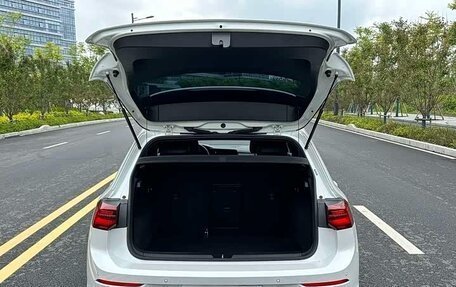 Volkswagen Golf VIII, 2023 год, 2 176 000 рублей, 12 фотография