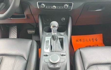 Audi Q2 I, 2023 год, 2 080 000 рублей, 10 фотография