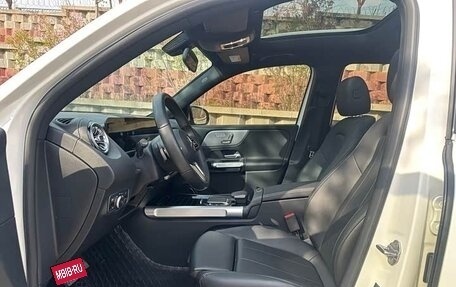 Mercedes-Benz GLB, 2021 год, 2 701 000 рублей, 7 фотография