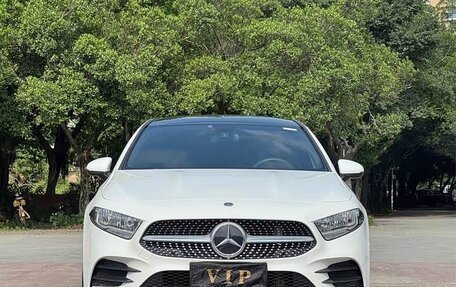 Mercedes-Benz A-Класс, 2023 год, 2 224 000 рублей, 2 фотография