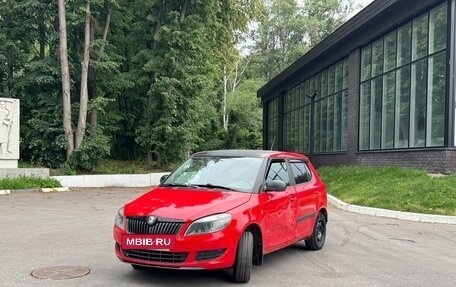 Skoda Fabia II, 2010 год, 300 000 рублей, 3 фотография