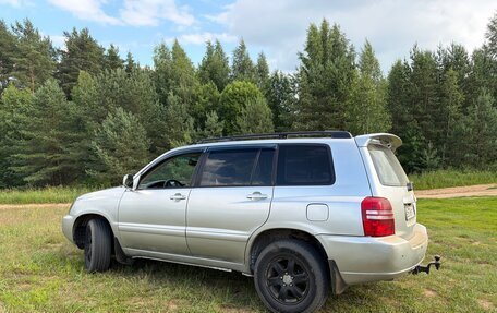 Toyota Highlander III, 2002 год, 699 000 рублей, 7 фотография