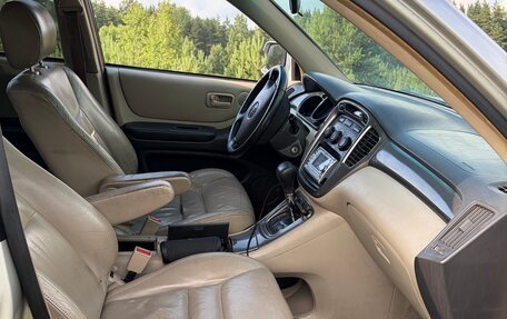 Toyota Highlander III, 2002 год, 699 000 рублей, 8 фотография