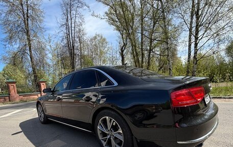Audi A8, 2011 год, 1 270 000 рублей, 3 фотография