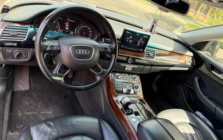 Audi A8, 2011 год, 1 270 000 рублей, 12 фотография