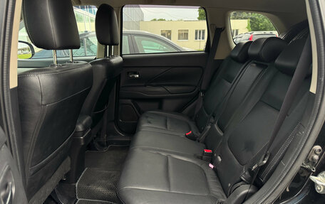 Mitsubishi Outlander III рестайлинг 3, 2015 год, 1 890 000 рублей, 7 фотография