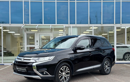 Mitsubishi Outlander III рестайлинг 3, 2015 год, 1 890 000 рублей, 5 фотография