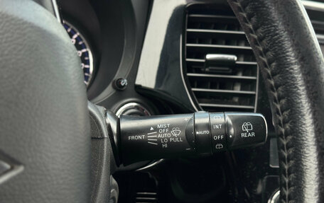 Mitsubishi Outlander III рестайлинг 3, 2015 год, 1 890 000 рублей, 18 фотография
