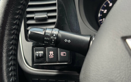 Mitsubishi Outlander III рестайлинг 3, 2015 год, 1 890 000 рублей, 15 фотография
