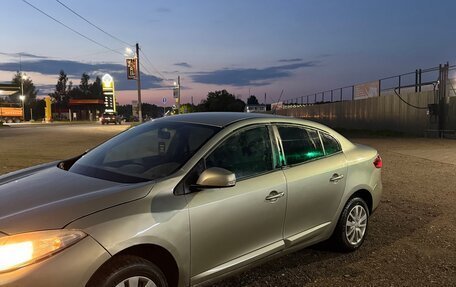 Renault Fluence I, 2013 год, 450 000 рублей, 2 фотография