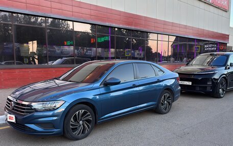 Volkswagen Jetta VII, 2020 год, 1 850 000 рублей, 5 фотография