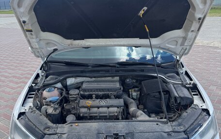 Volkswagen Jetta VI, 2015 год, 880 000 рублей, 12 фотография