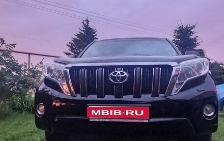 Toyota Land Cruiser Prado 150 рестайлинг 2, 2014 год, 3 380 000 рублей, 1 фотография