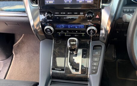 Toyota Vellfire II, 2015 год, 3 200 000 рублей, 13 фотография