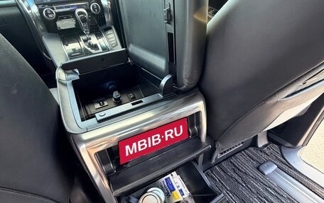 Toyota Vellfire II, 2015 год, 3 200 000 рублей, 23 фотография