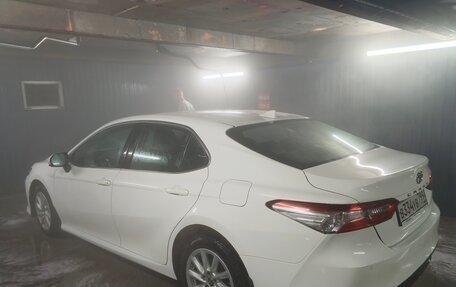 Toyota Camry, 2021 год, 2 123 000 рублей, 2 фотография