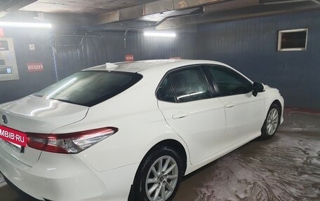 Toyota Camry, 2021 год, 2 123 000 рублей, 3 фотография