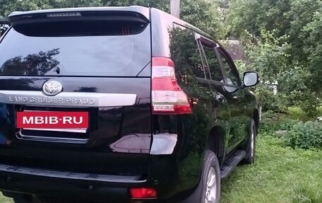 Toyota Land Cruiser Prado 150 рестайлинг 2, 2014 год, 3 380 000 рублей, 7 фотография
