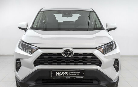Toyota RAV4, 2024 год, 3 799 000 рублей, 2 фотография