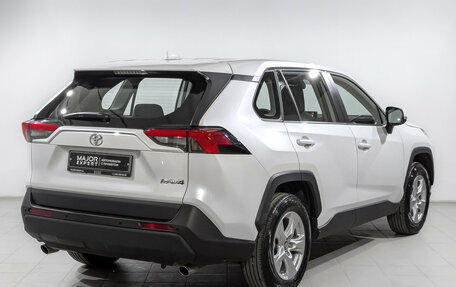 Toyota RAV4, 2024 год, 3 799 000 рублей, 5 фотография