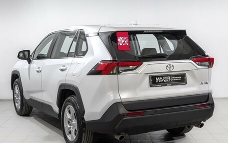 Toyota RAV4, 2024 год, 3 799 000 рублей, 7 фотография